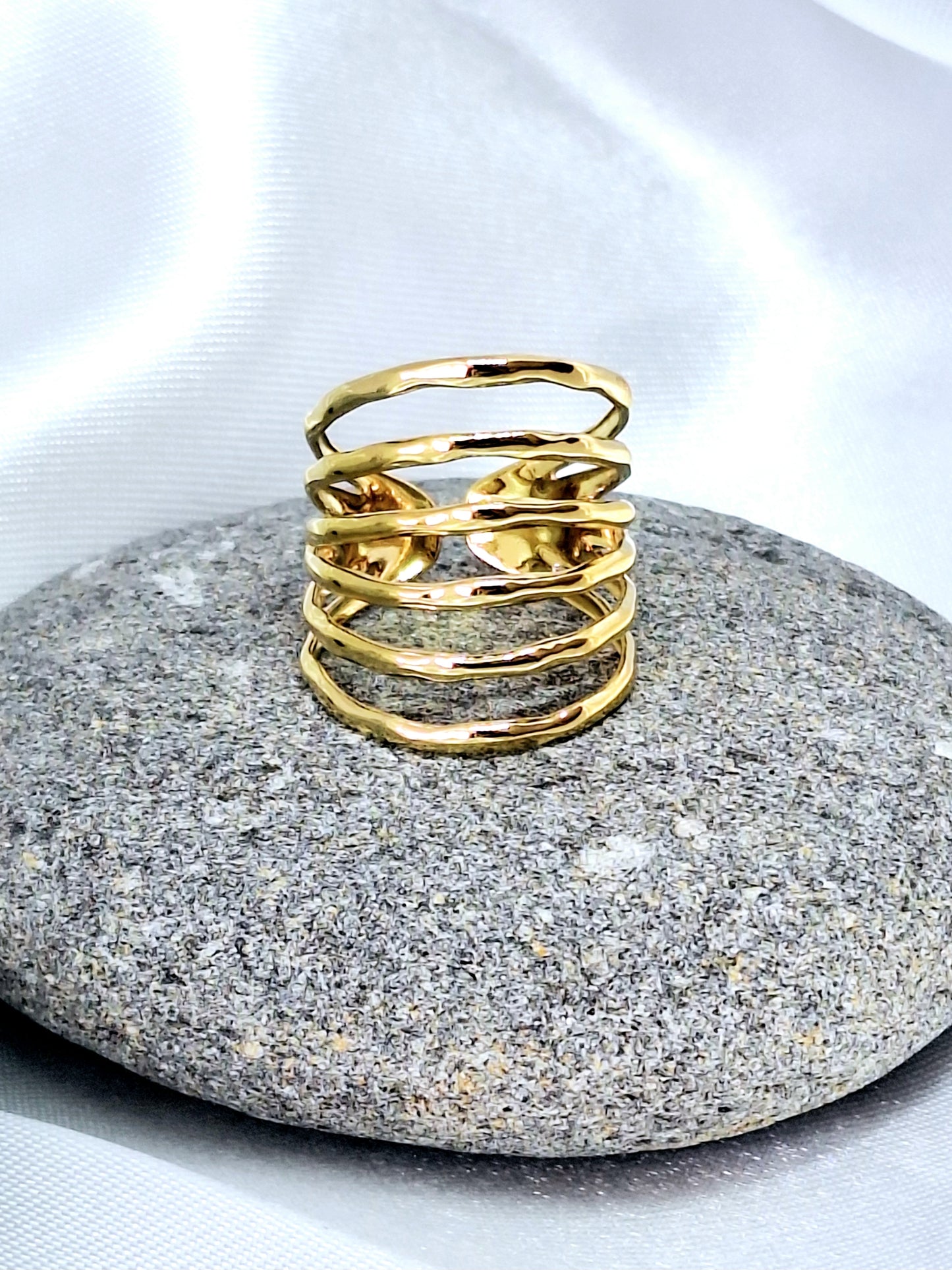 Bague "LIV"