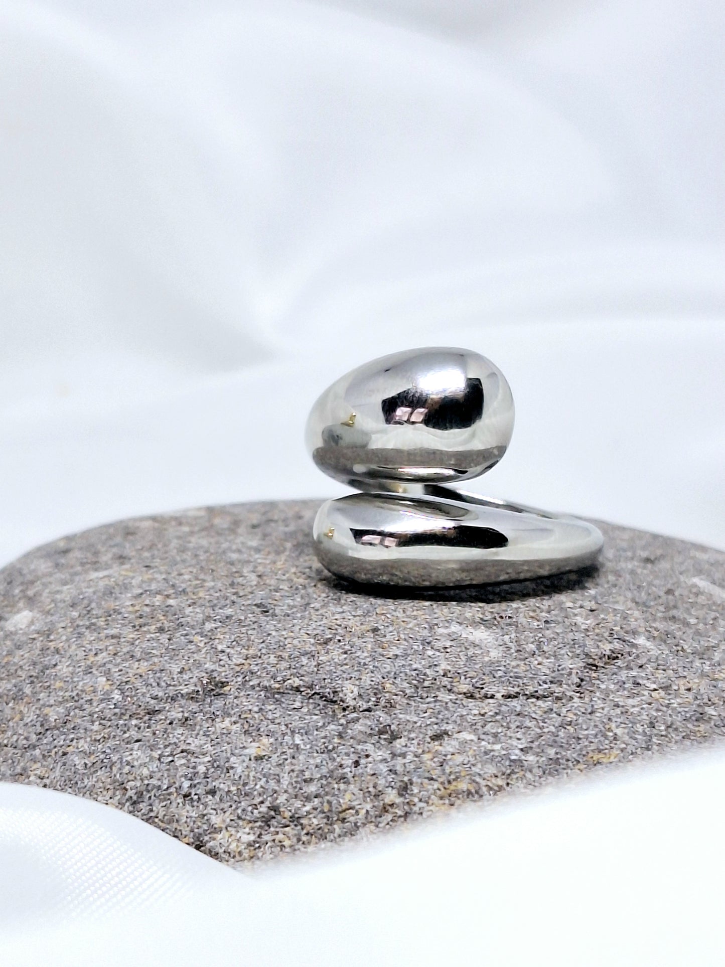 Bague "LOO"