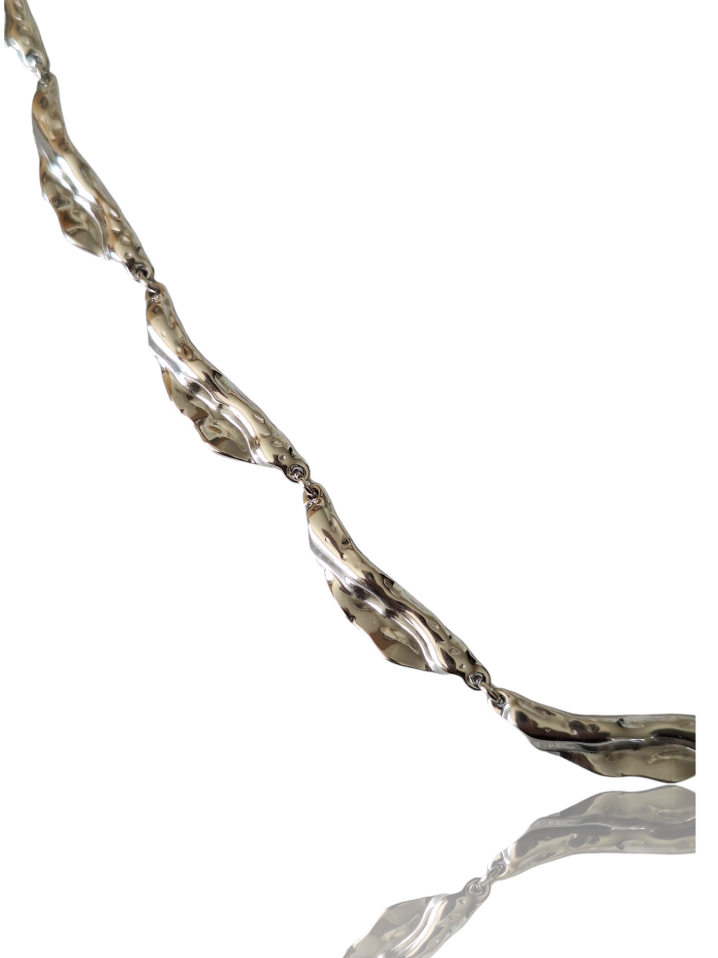 Collier "WREN"