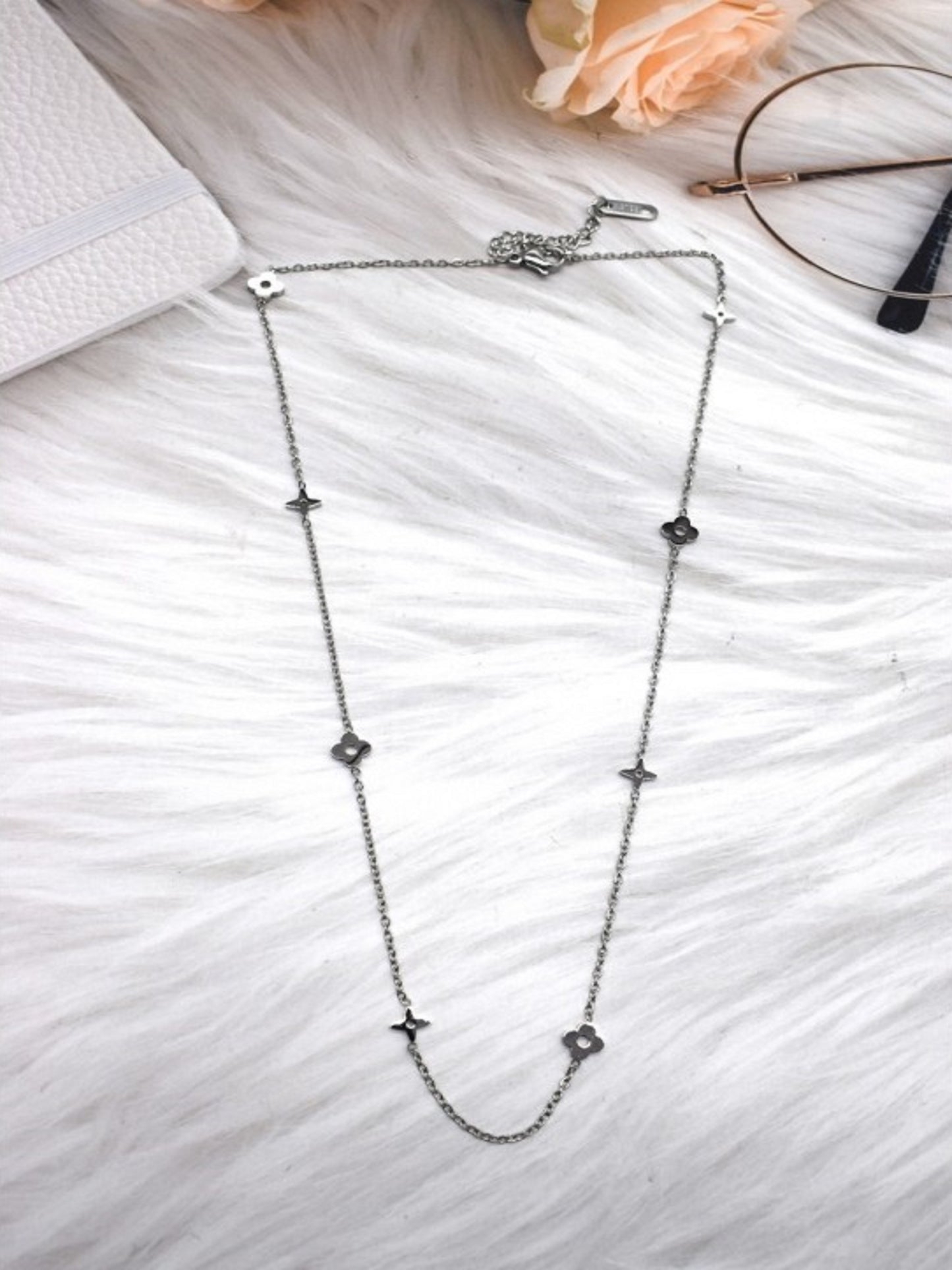 Collier "SPRING"