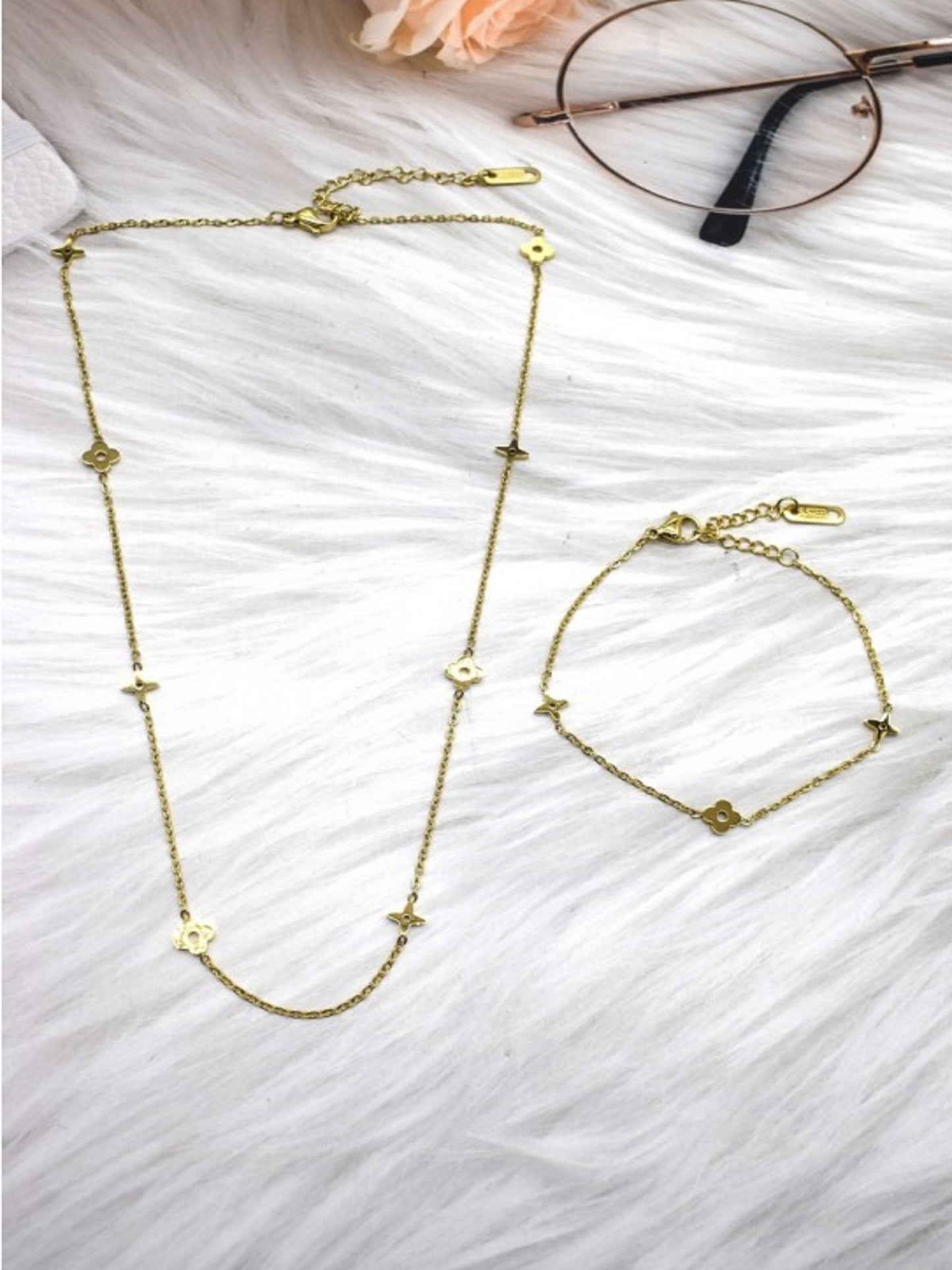 Collier "SPRING"